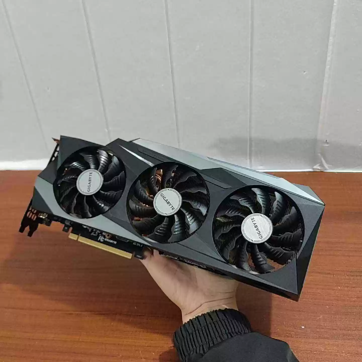 Karta graficzna RTX 3090 24GB  – Rtx 3090 24Gb Gddr6X recenzja i cena